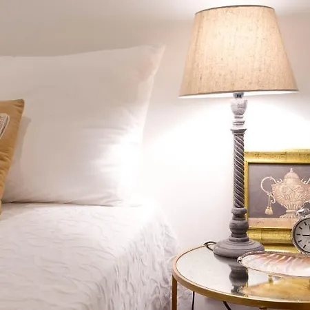 Your In Bairro Alto * Lisboa