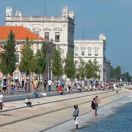 Апартаменти Your In Bairro Alto Лісабон