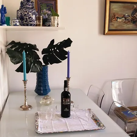 Your In Bairro Alto * Lissabon